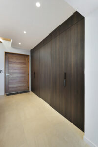 Projet d'agencement intérieur : porte de passage, bureau, dressing
